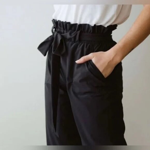 ALBION Women’s Bow Belt Capri Pants High Rise Paperbag Waist Black size M - Picture 5 of 9